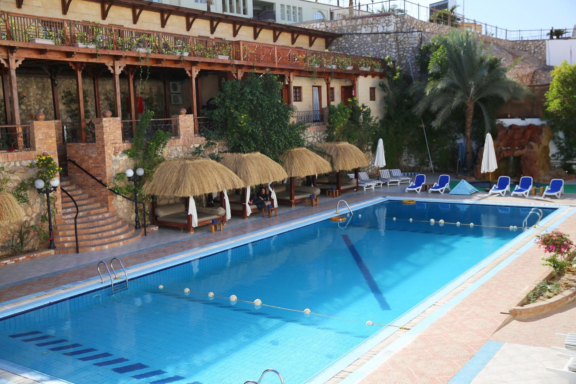 Naama Blue Complex 3*